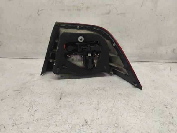 FEU ARRIERE GAUCHE SAAB 9-3 4PORTES 10/2002-10/2007 - Vue 2